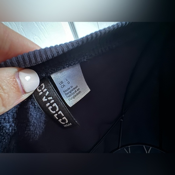 Crew neck sweater - Picture 2 of 3